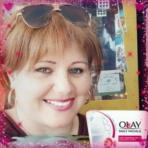 Meet your Posher, Sharon